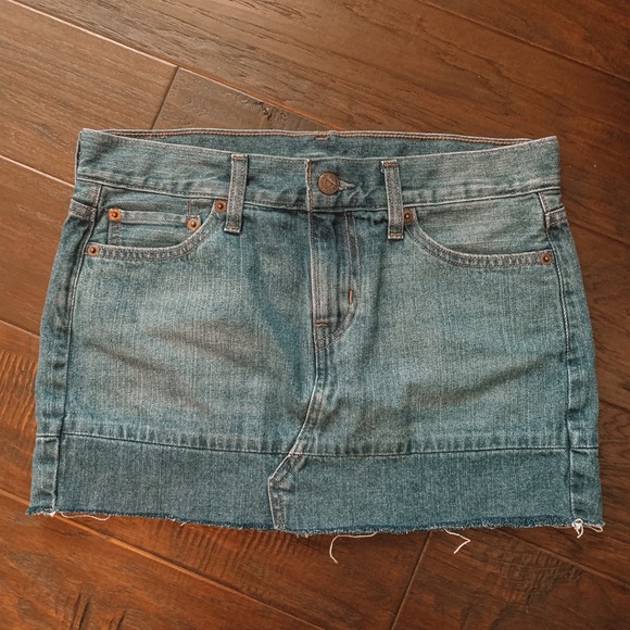 Levi's Dresses & Skirts - SOLD